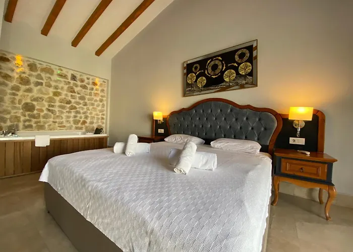 Tlos 3+1 Villa, Oezel Havuzlu, Vilă Fethiye