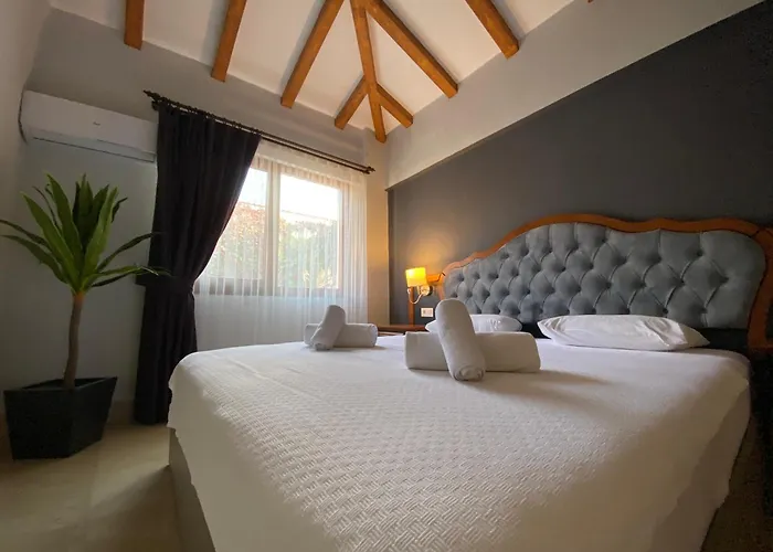 Tlos 3+1 Villa, Oezel Havuzlu,